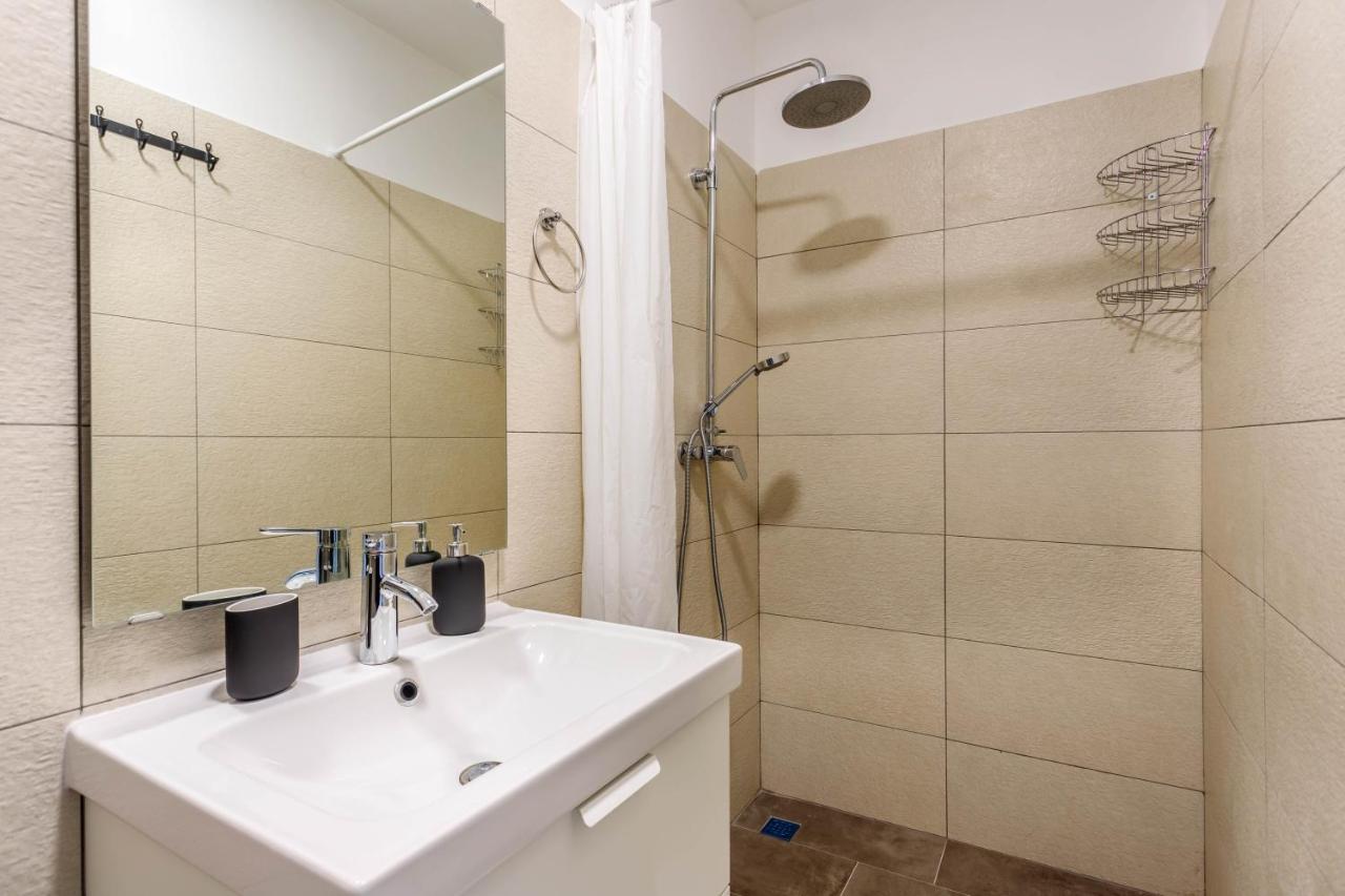 Casa Di Oliva-House With Heated Pool & Jacuzzi In Trilj, Croatiaヴィラ エクステリア 写真