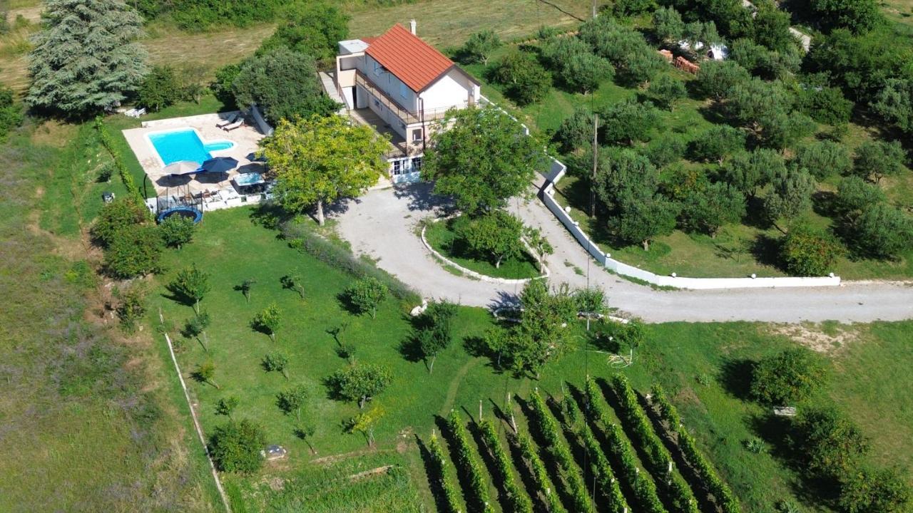 Casa Di Oliva-House With Heated Pool & Jacuzzi In Trilj, Croatiaヴィラ エクステリア 写真